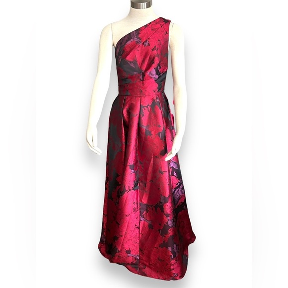 CARMEN MARC VALVO INFUSION One-Shoulder Brocade Ball Gown size 2 - Picture 6 of 12